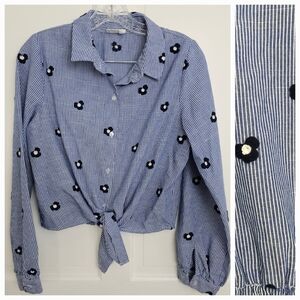 Sienna Sky Blue Pinstripe Embroidered Floral Button Down Tie Front Blouse Size M